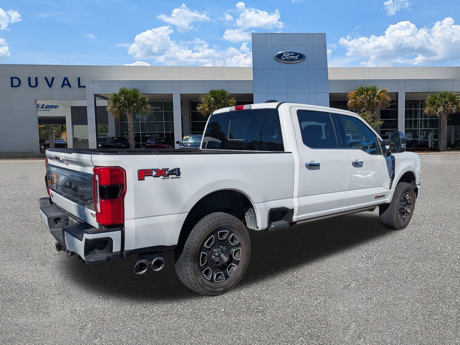 Certified 2024 Ford F250 Platinum image 4