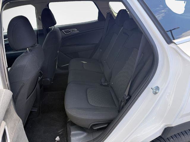 Used 2024 Kia Sportage LX AWD/4WD image 23