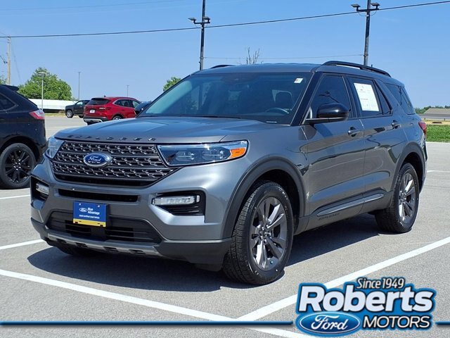 Certified 2023 Ford Explorer XLT w/ Equipment Group 202A AWD/4WD image 1