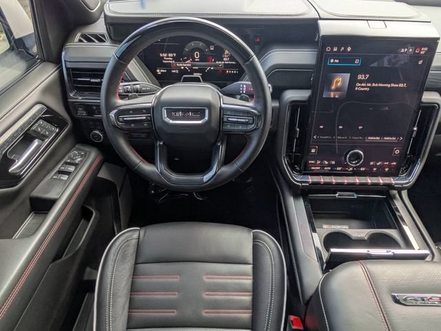 Used 2025 GMC Yukon XL AT4 Ultimate AWD/4WD image 18