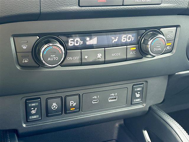 Used 2022 Nissan Frontier Pro-X w/ Pro-X Premium Package RWD image 17
