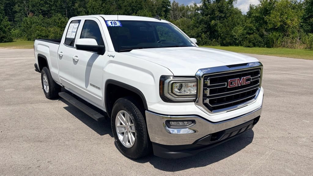 Used 2018 GMC Sierra 1500 SLE w/ SLE Value Package AWD/4WD image 2