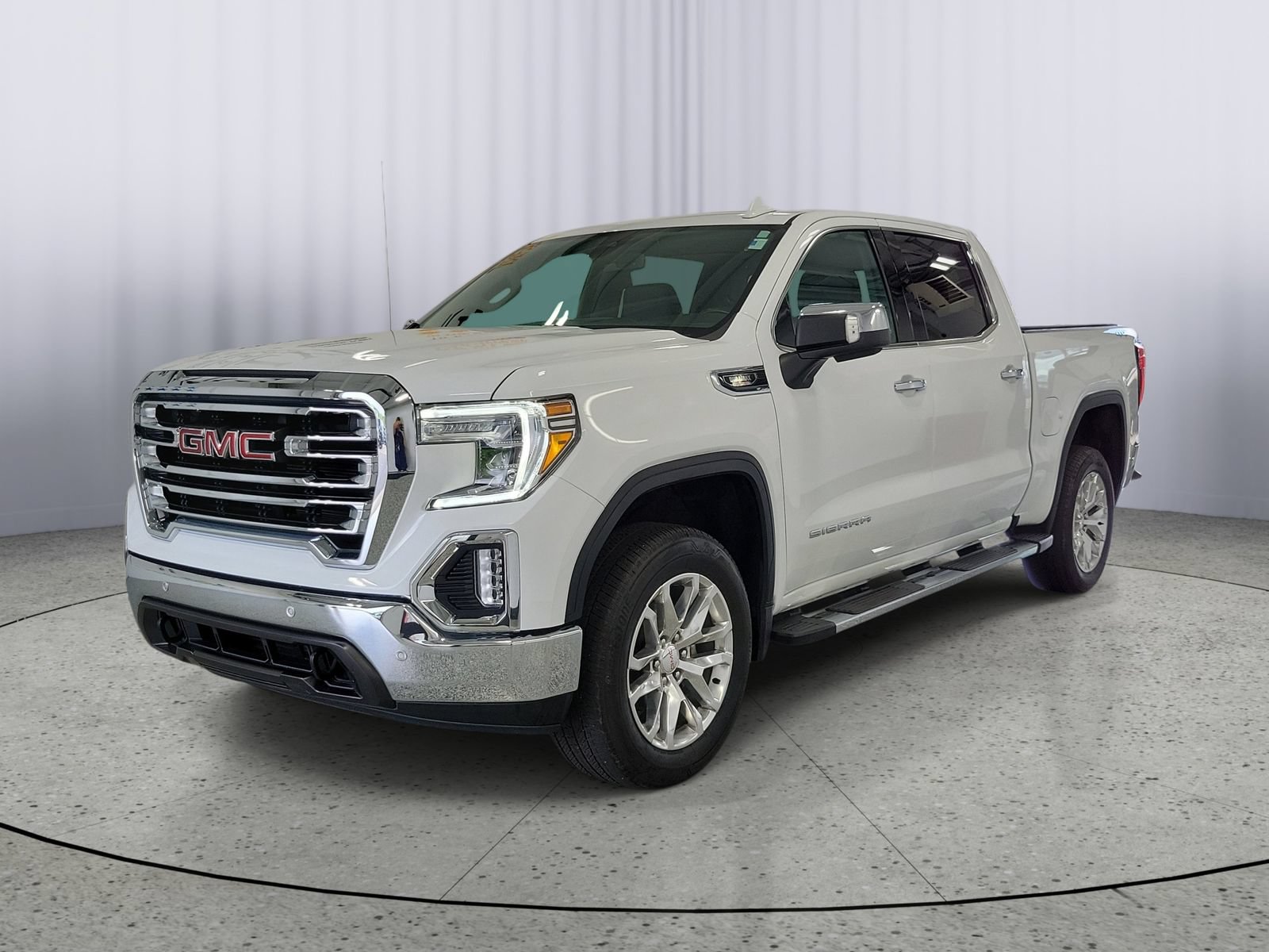 Used 2022 GMC Sierra 1500 SLT w/ SLT Premium Plus Package AWD/4WD image 4
