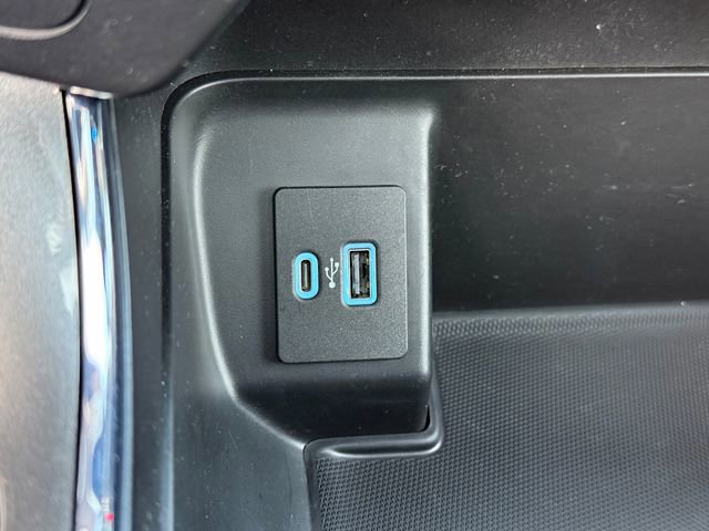 Certified 2022 Ford F150 XLT w/ Equipment Group 302A High image 23