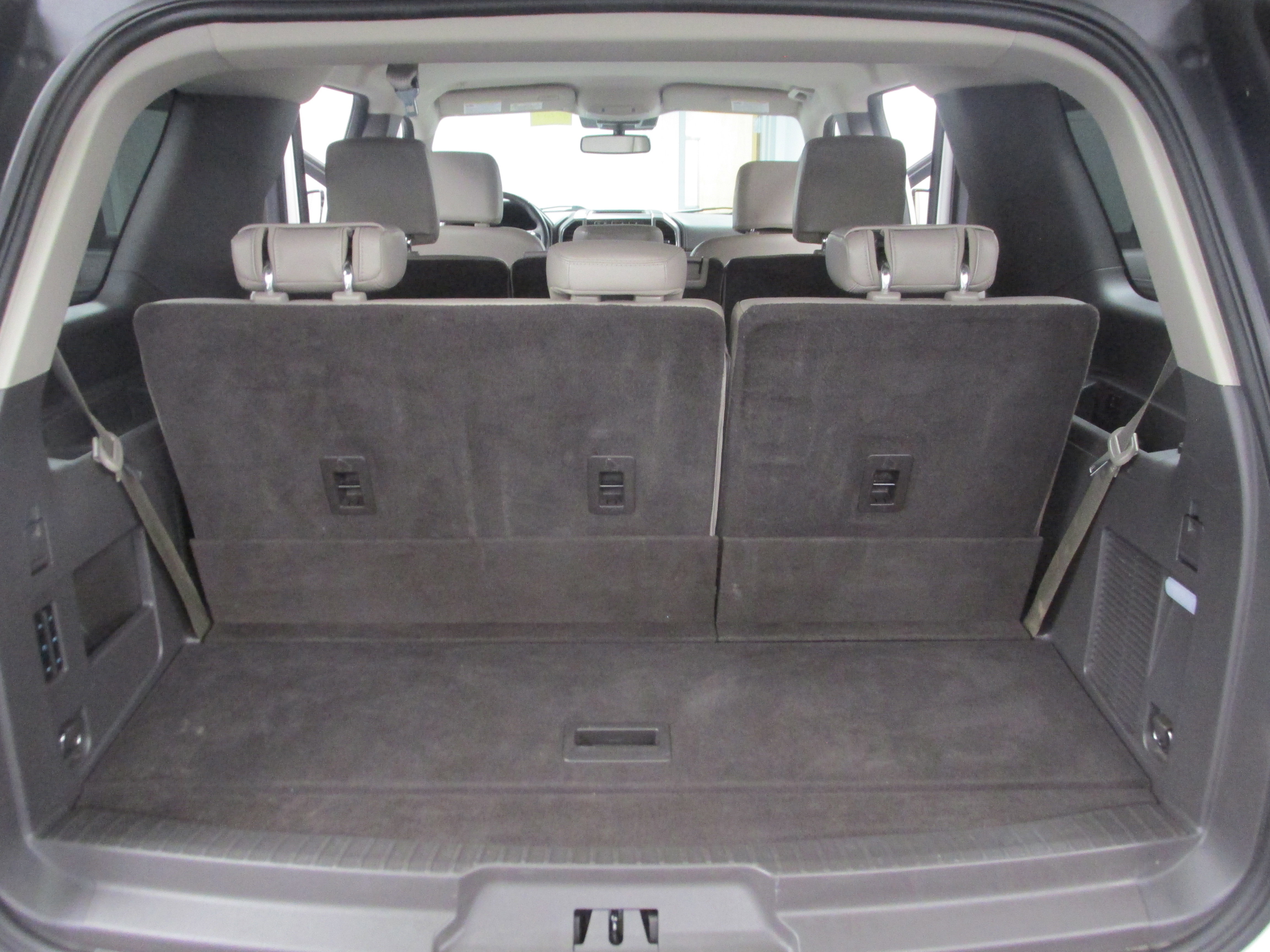 Certified 2021 Ford Expedition XLT image 23