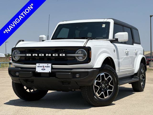 Certified 2025 Ford Bronco Outer Banks AWD/4WD image 1