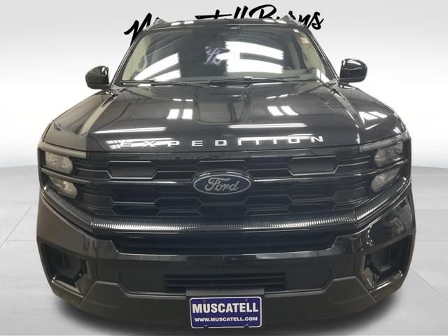 Certified 2025 Ford Expedition Max Active AWD/4WD image 2