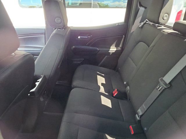 Used 2023 Chevrolet Colorado LT w/ LT Convenience Package RWD image 13