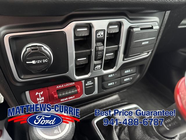 Used 2025 Jeep Wrangler Unlimited Sport AWD/4WD image 19