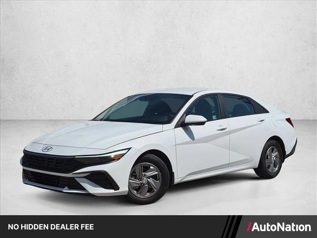 Used 2025 Hyundai Elantra SE FWD image 1