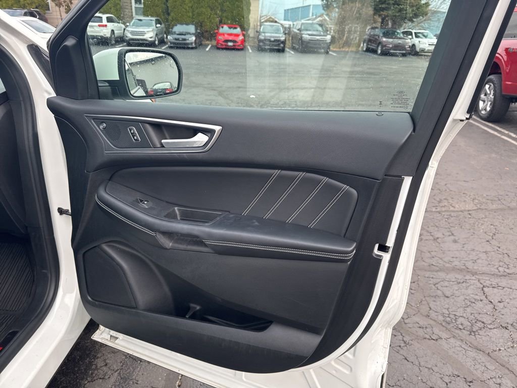 Certified 2024 Ford Edge ST w/ Equipment Group 401A image 35