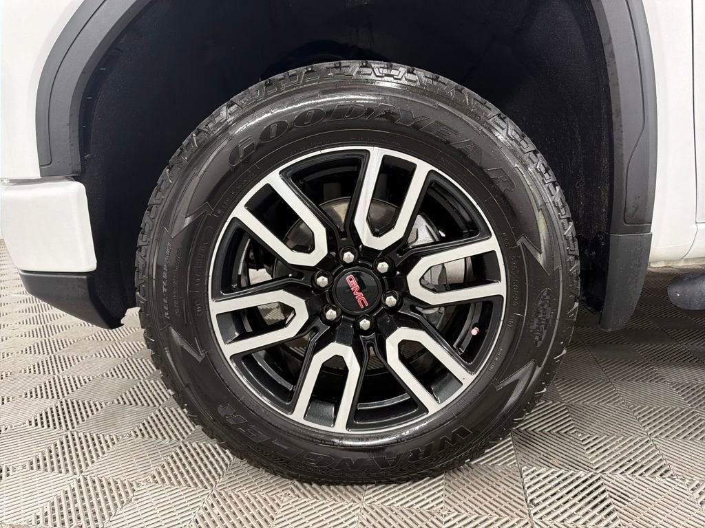 Used 2023 GMC Sierra 1500 AT4 w/ AT4 Premium Package image 15