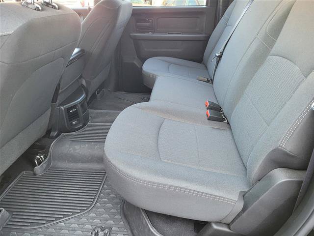 Used 2024 RAM 2500 Tradesman w/ Chrome Appearance Group AWD/4WD image 19