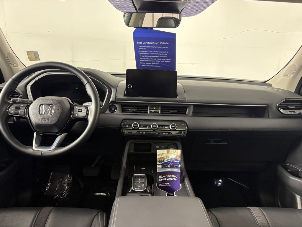 Used 2024 Honda Pilot Touring image 28