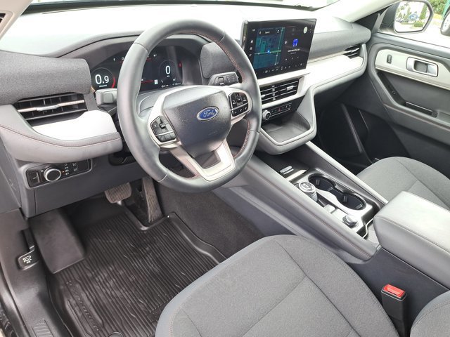 Certified 2025 Ford Explorer Active image 19