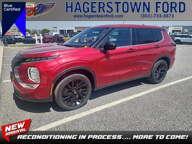 Used 2023 Mitsubishi Outlander SE AWD/4WD image 1