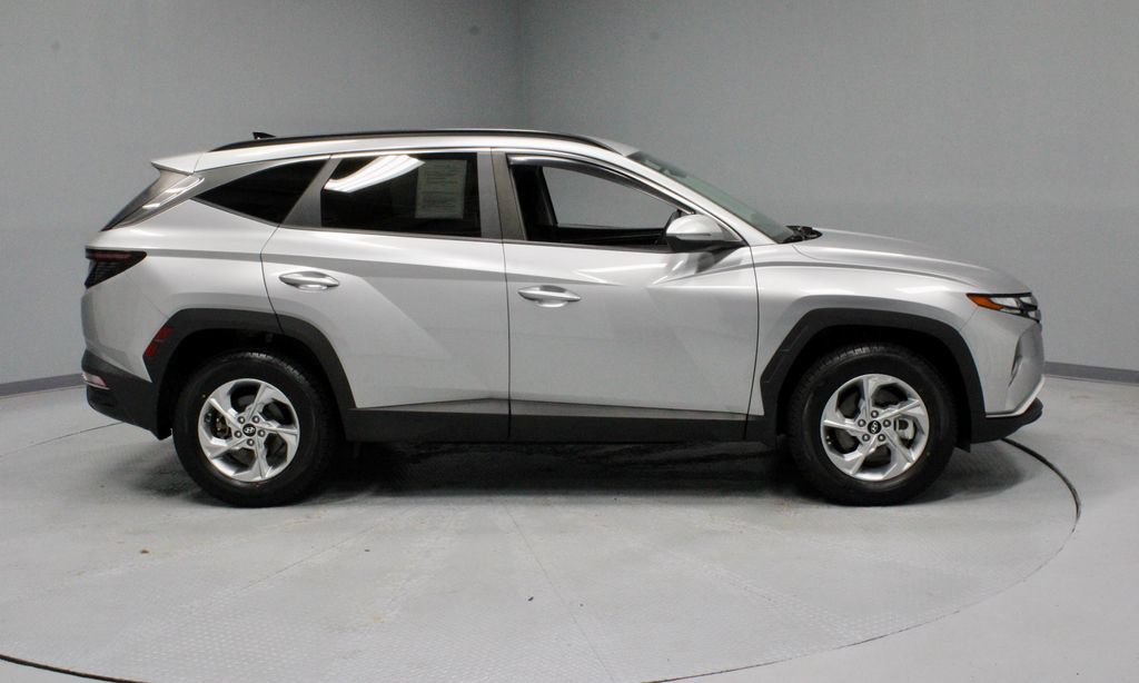 Used 2023 Hyundai Tucson SEL AWD/4WD image 12