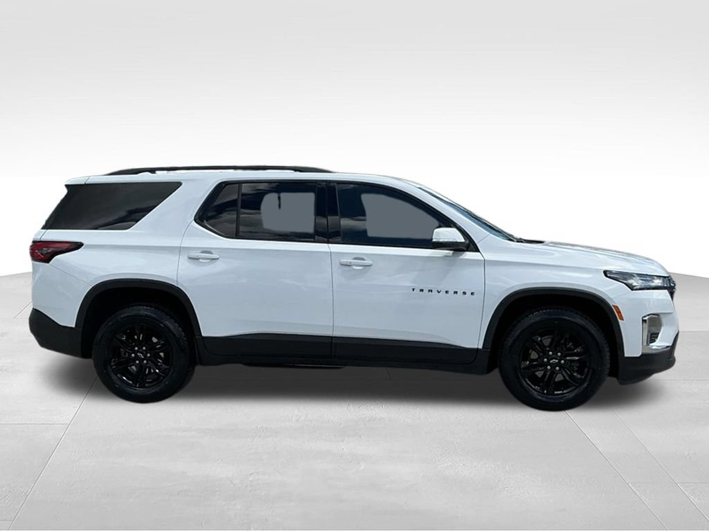 Used 2023 Chevrolet Traverse LT FWD image 14