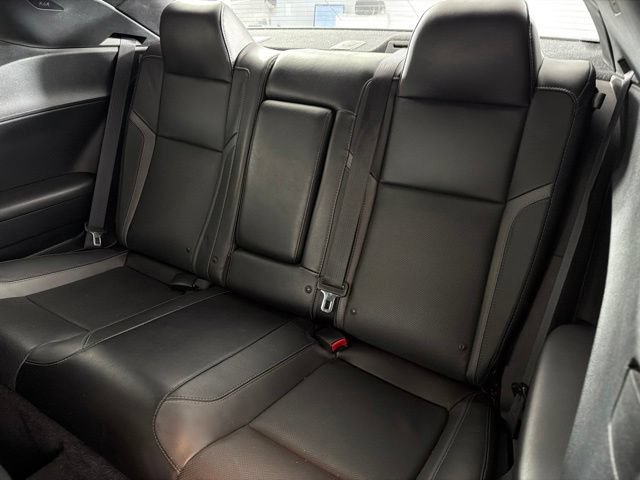 Used 2018 Dodge Challenger SXT Plus RWD image 13