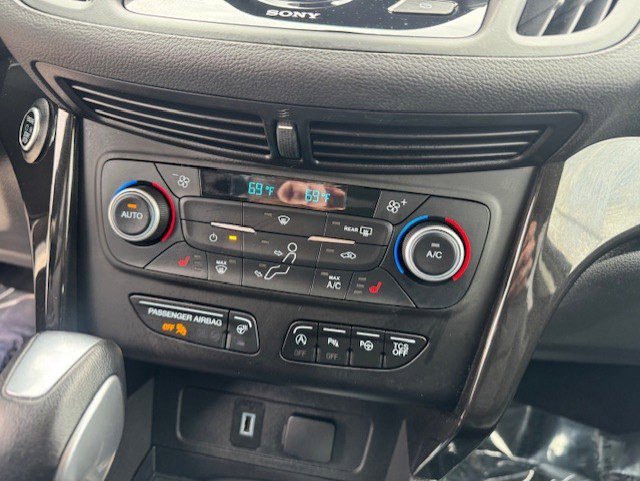 Certified 2019 Ford Escape Titanium image 19