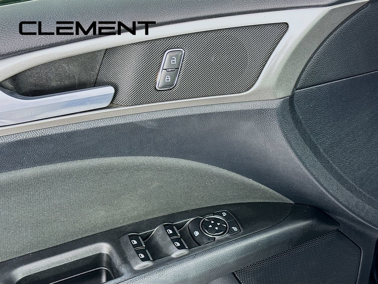 Certified 2020 Ford Fusion SE FWD image 26