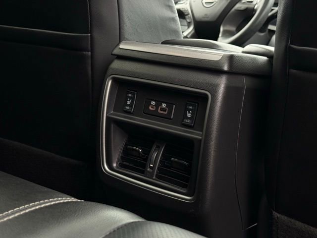 Used 2024 Nissan Murano SL image 25