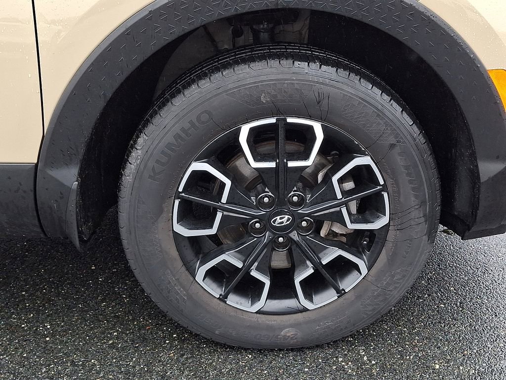 Used 2023 Hyundai Santa Cruz SEL image 8