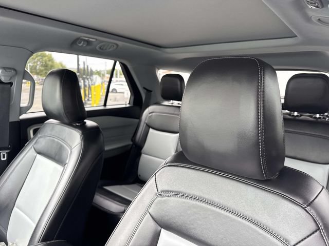 Certified 2023 Ford Explorer XLT w/ Equipment Group 202A AWD/4WD image 32