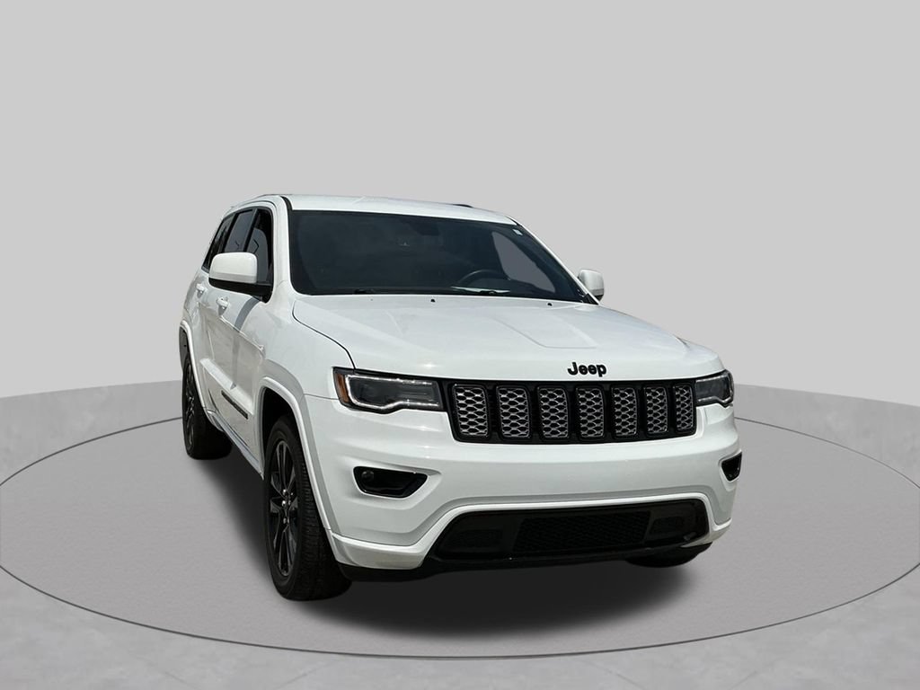Used 2022 Jeep Grand Cherokee Laredo X RWD image 18