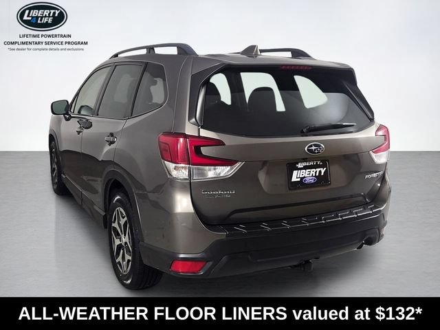 Used 2019 Subaru Forester Premium w/ All-Weather Package AWD/4WD image 5