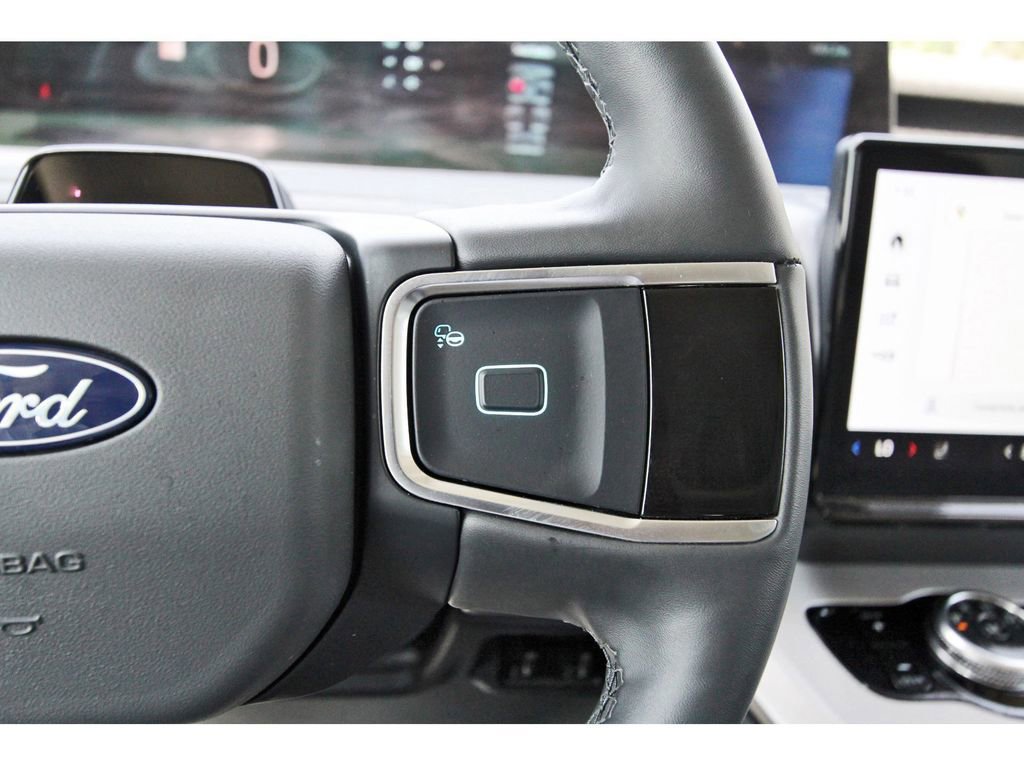 Certified 2025 Ford Expedition Max Active image 24