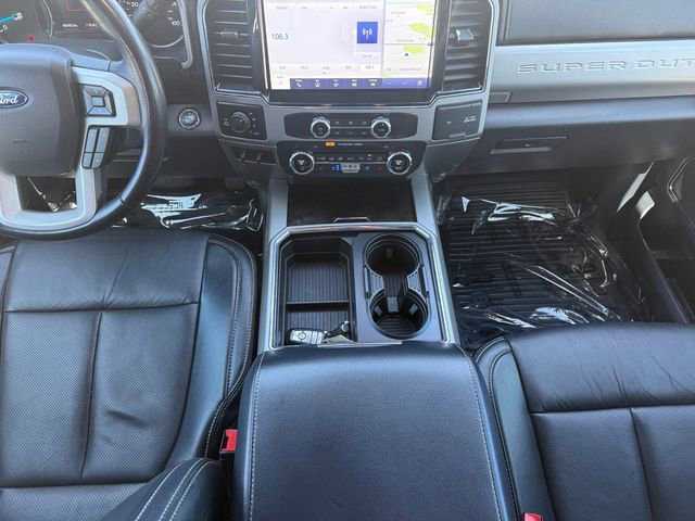 Certified 2022 Ford F250 Lariat w/ Black Appearance Package image 11