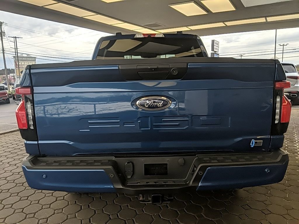 Certified 2022 Ford F150 Lightning XLT w/ Max Trailer Tow Package image 4