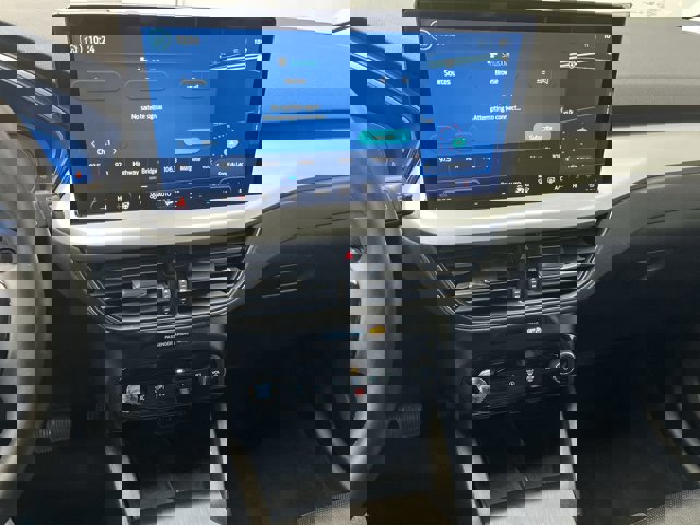 Certified 2024 Ford Escape Platinum image 24