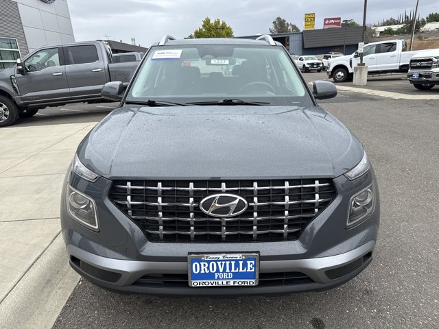 Used 2025 Hyundai Venue SEL FWD image 8