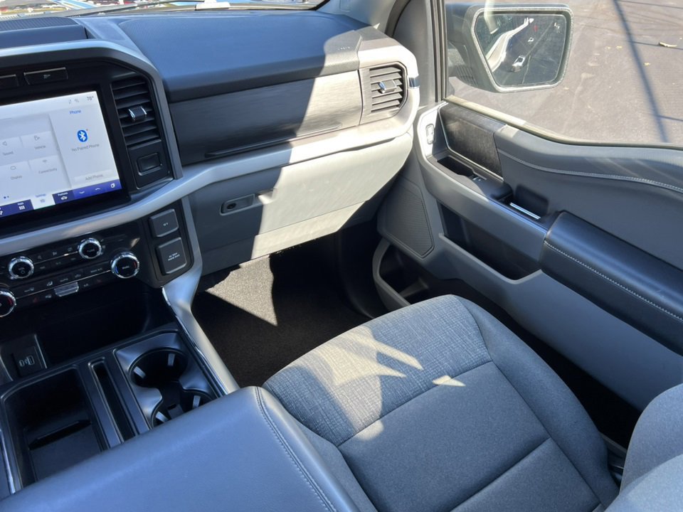 Certified 2022 Ford F150 XLT w/ Equipment Group 302A High image 46