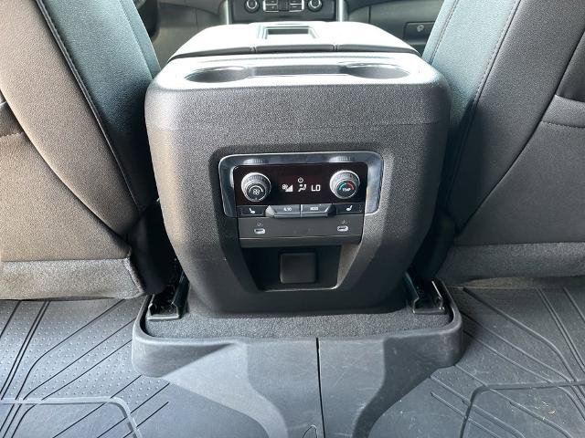 Used 2023 Chevrolet Tahoe Z71 w/ Luxury Package AWD/4WD image 20