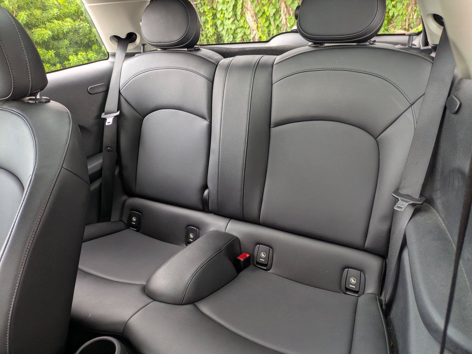 Used 2019 MINI Cooper 2-Door Hardtop FWD image 16