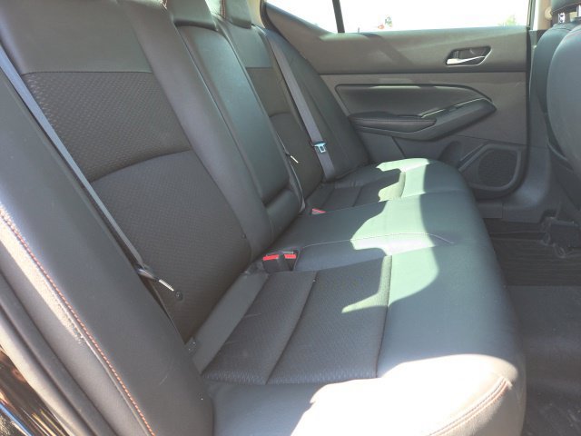 Used 2021 Nissan Altima 2.5 SR FWD image 19