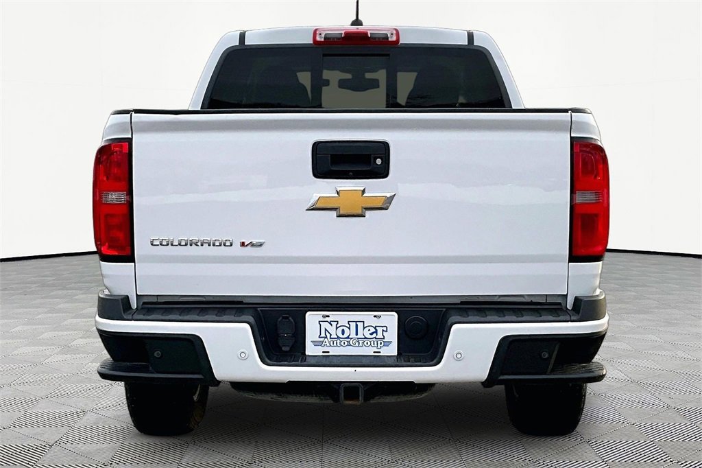 Used 2019 Chevrolet Colorado Z71 image 3