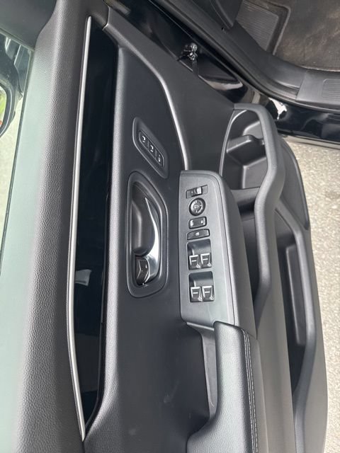 Used 2023 Honda Pilot Touring image 16