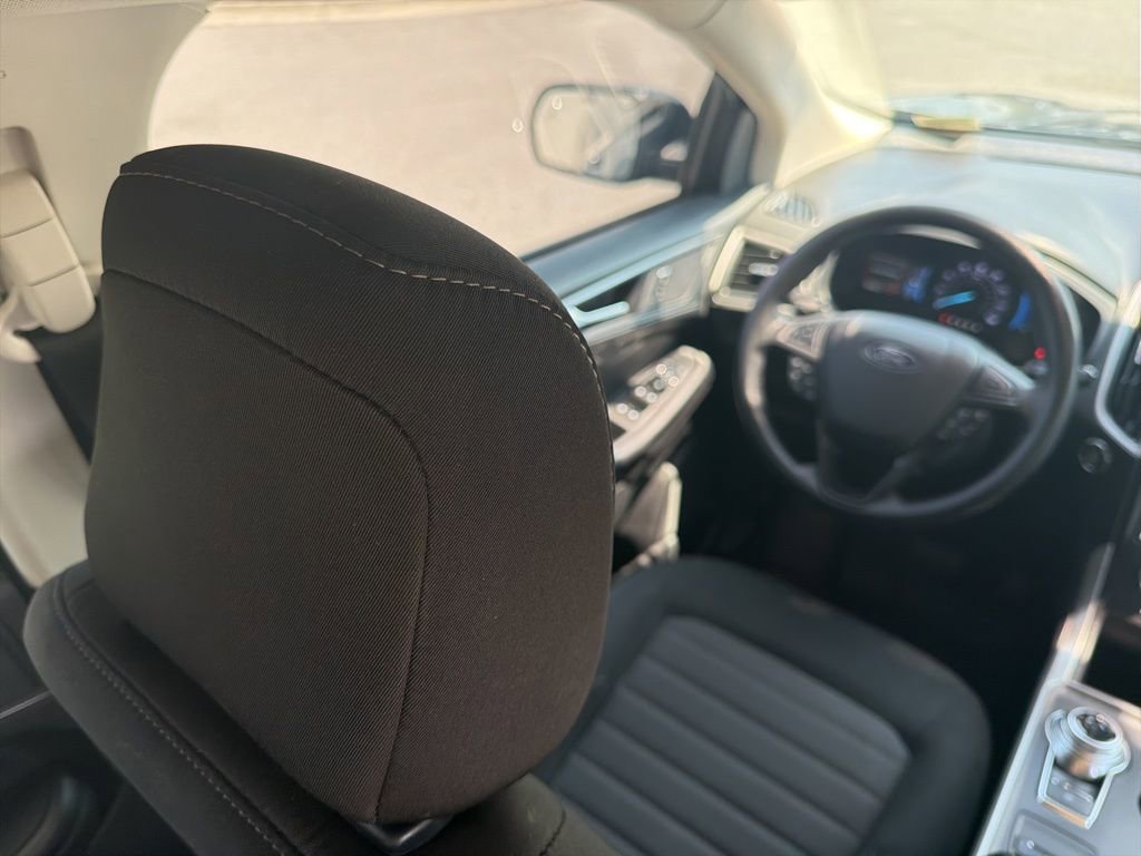 Certified 2023 Ford Edge SE w/ Black Appearance Package AWD/4WD image 14
