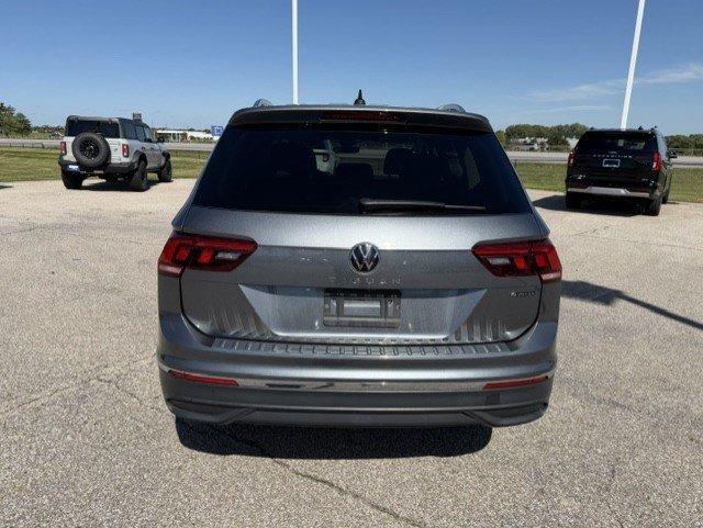 Used 2024 Volkswagen Tiguan Wolfsburg Edition AWD/4WD image 8