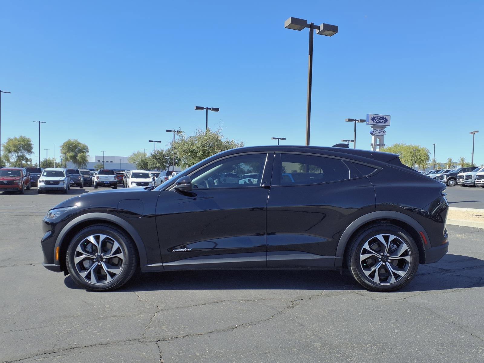 Certified 2025 Ford Mustang Mach-E Select RWD image 3