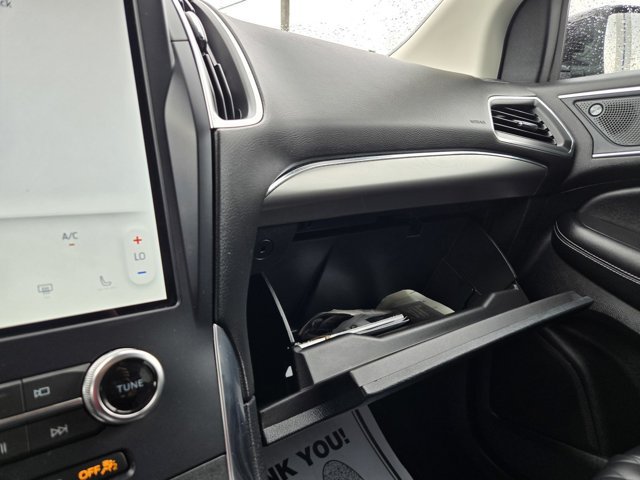 Certified 2023 Ford Edge Titanium AWD/4WD image 15