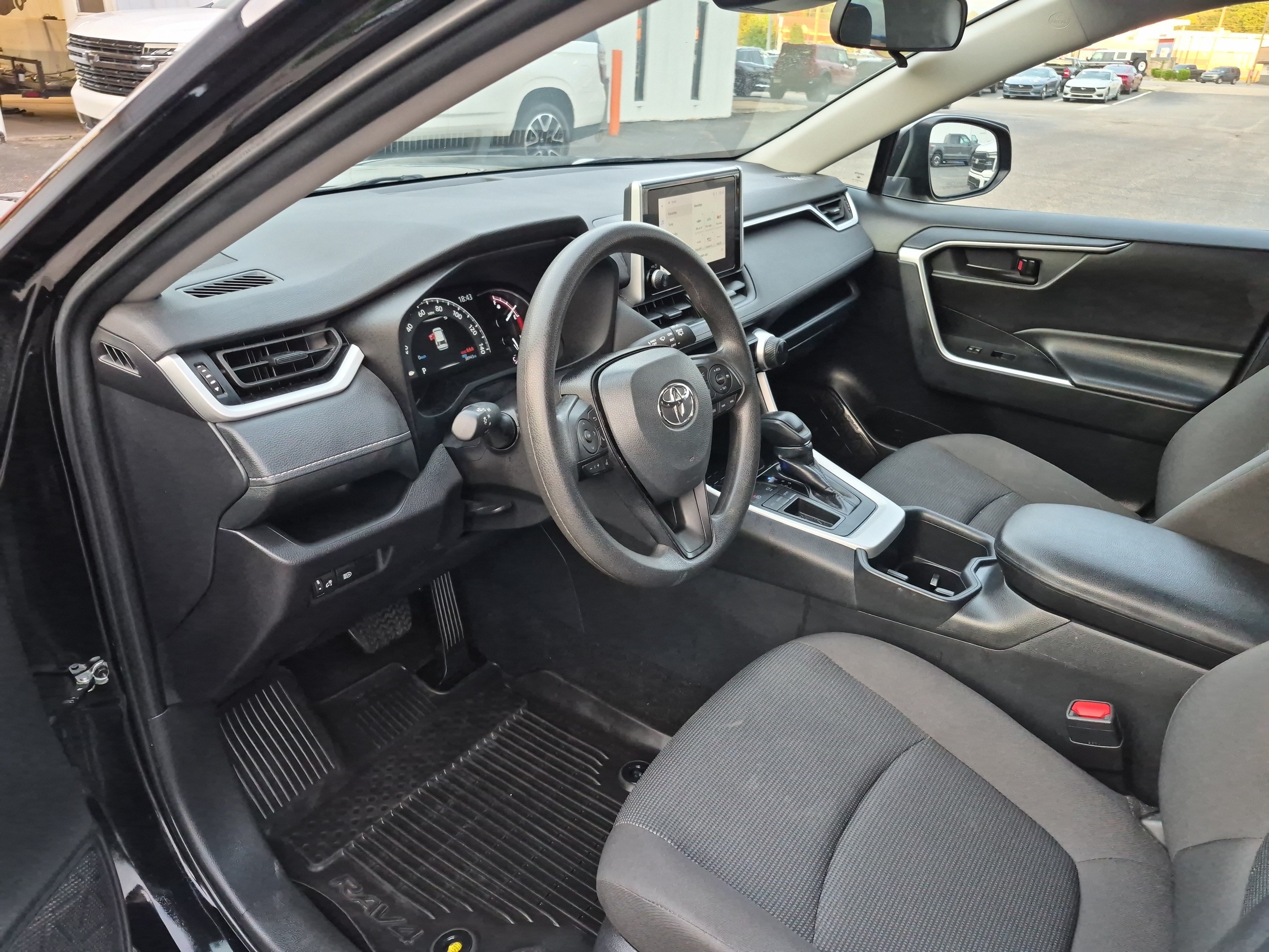 Used 2025 Toyota RAV4 LE FWD image 11
