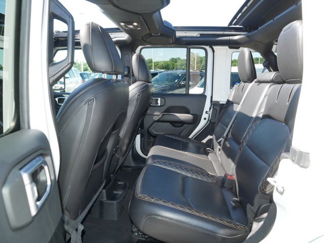 Used 2021 Jeep Wrangler Unlimited Sahara AWD/4WD image 18
