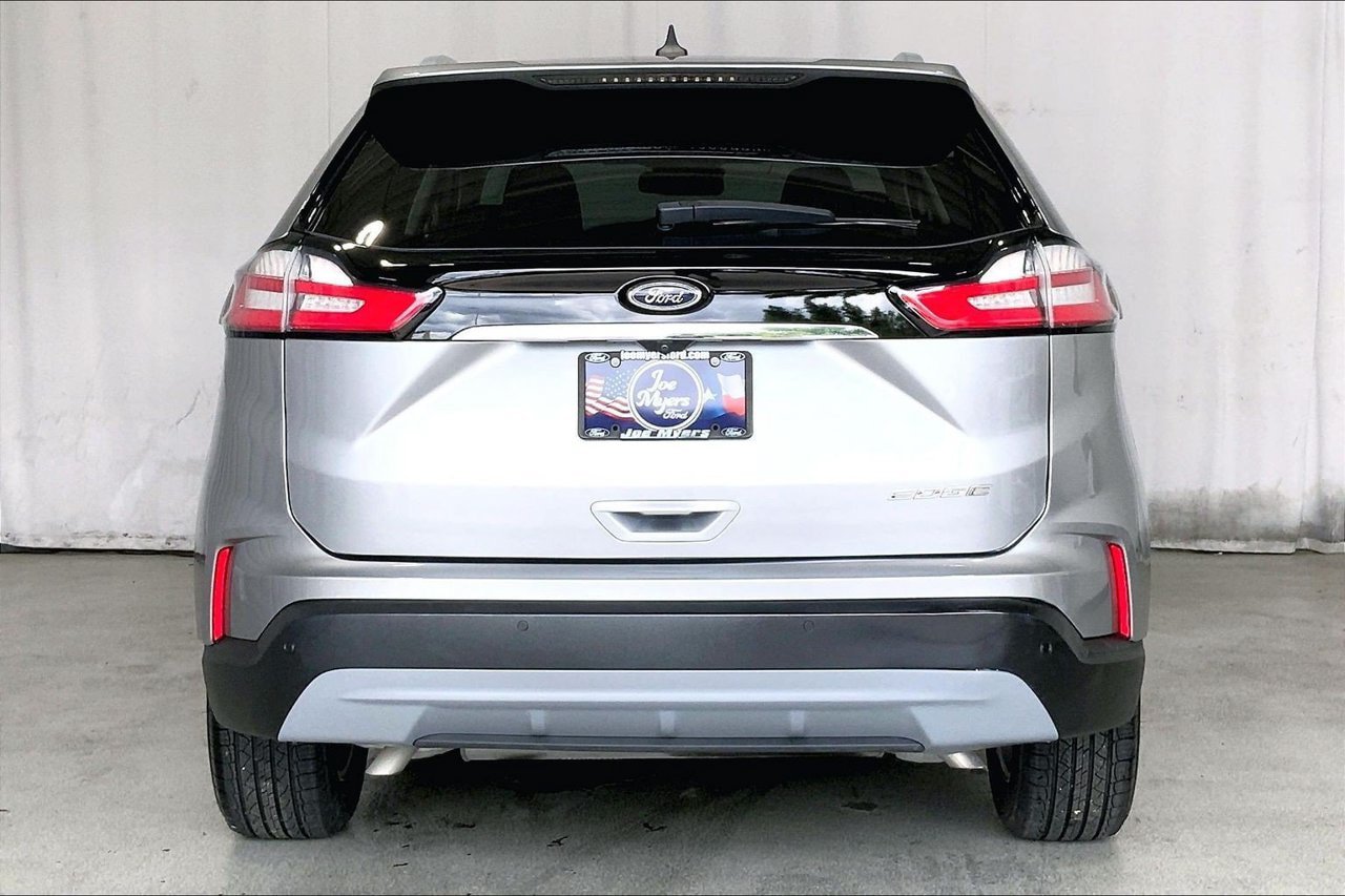Certified 2023 Ford Edge SEL w/ Convenience Package AWD/4WD image 3