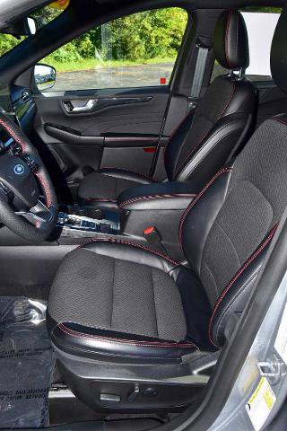 Certified 2023 Ford Escape ST-Line w/ Tech Pack #1 AWD/4WD image 21