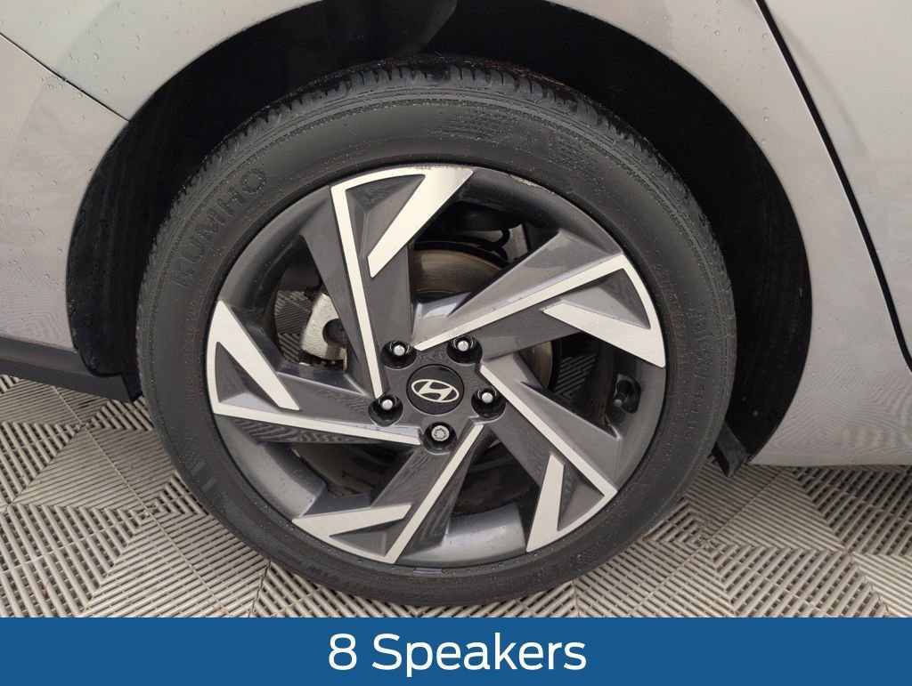 Used 2024 Hyundai Elantra Limited image 23